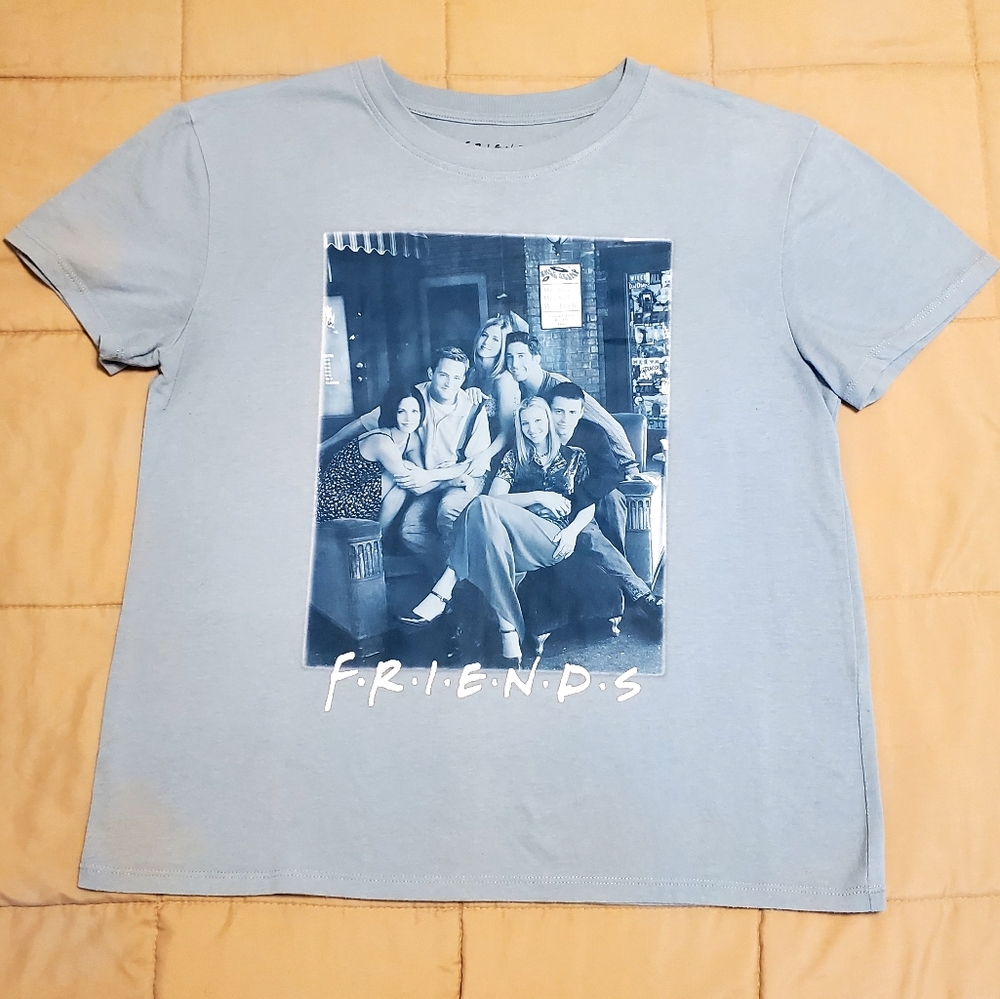 FRIENDS Baby Blue T-Shirt Medium
